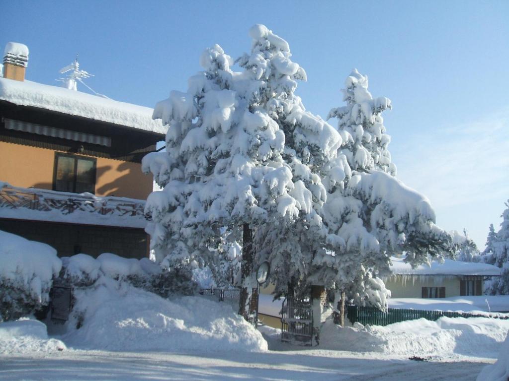 Hotel Kristall Loiano Exterior foto